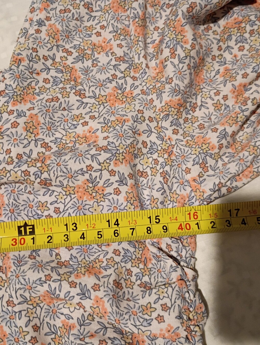 H&M Smocked Juniors Medium Floral Top in Peach & Light Blue - Picture 7 of 8